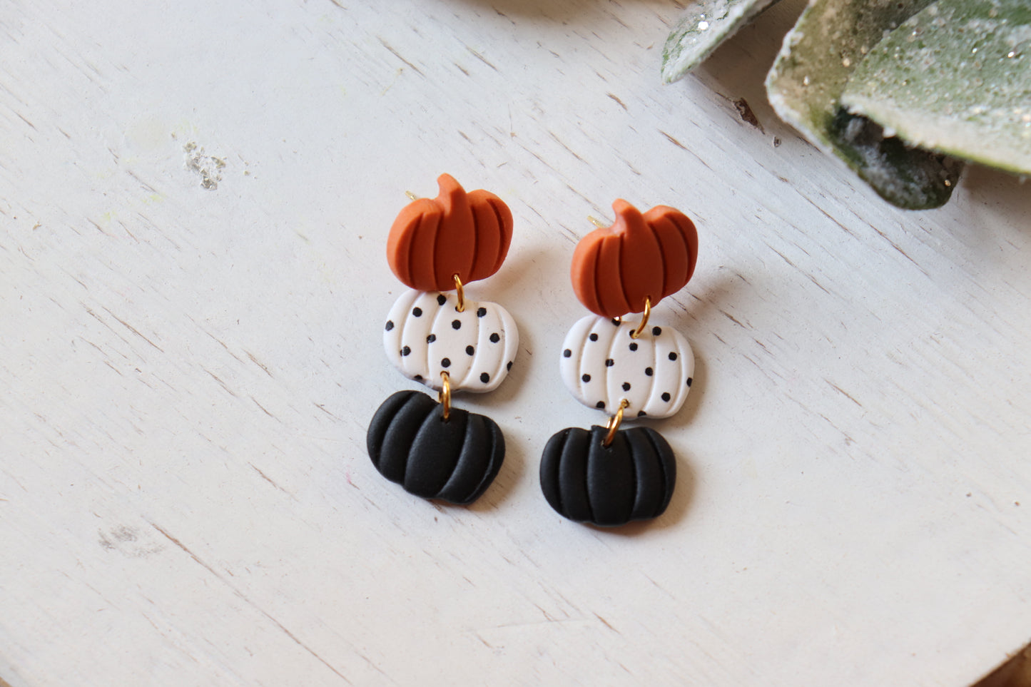 Three Color Pumpkin Dangle