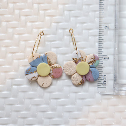 Spring Confetti Daisy Earring