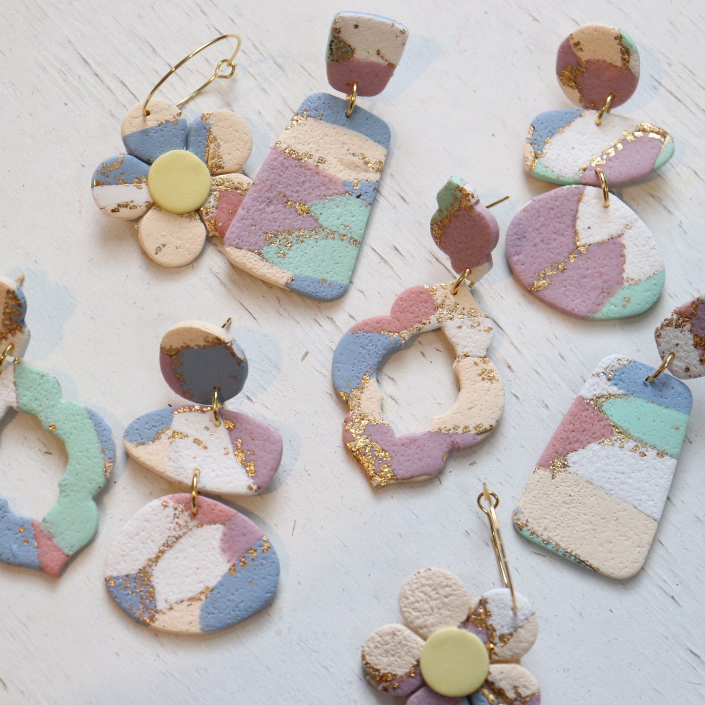 Spring Confetti Daisy Earring